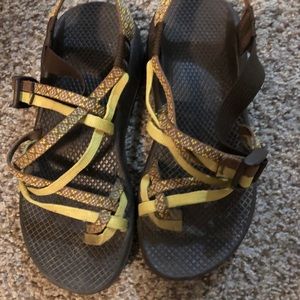 Chaco’s double straps
